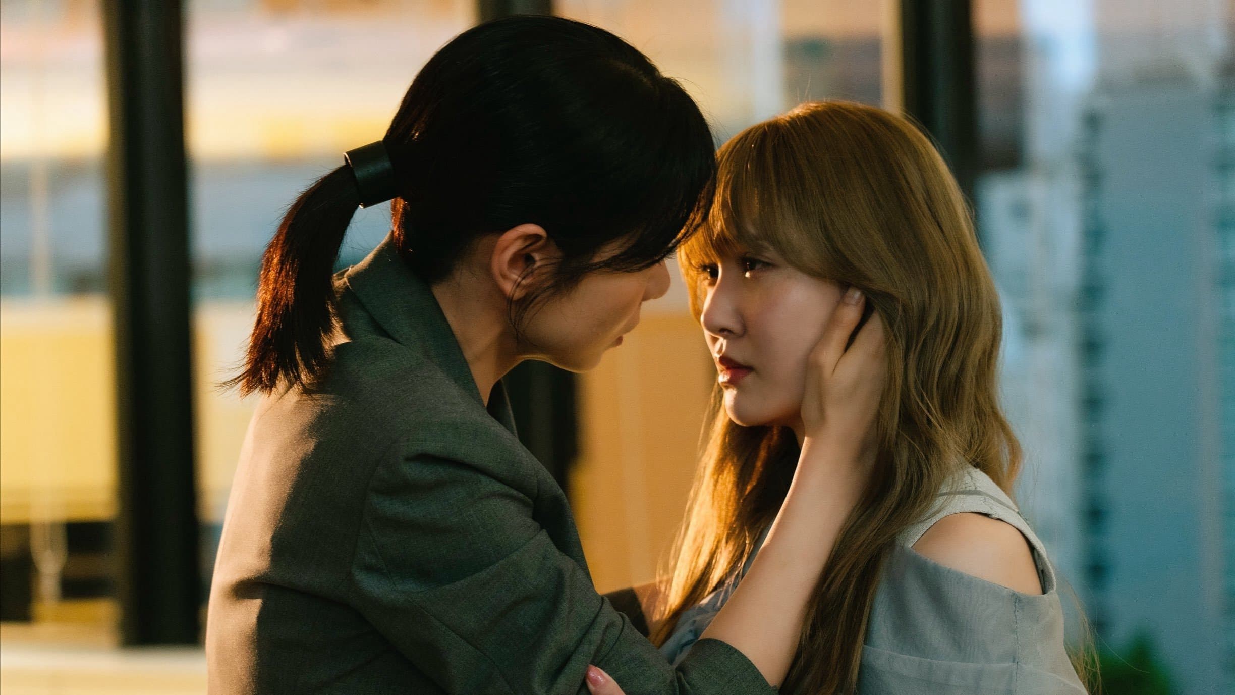 Ayaka Yêu Tiền Bối Hiroko